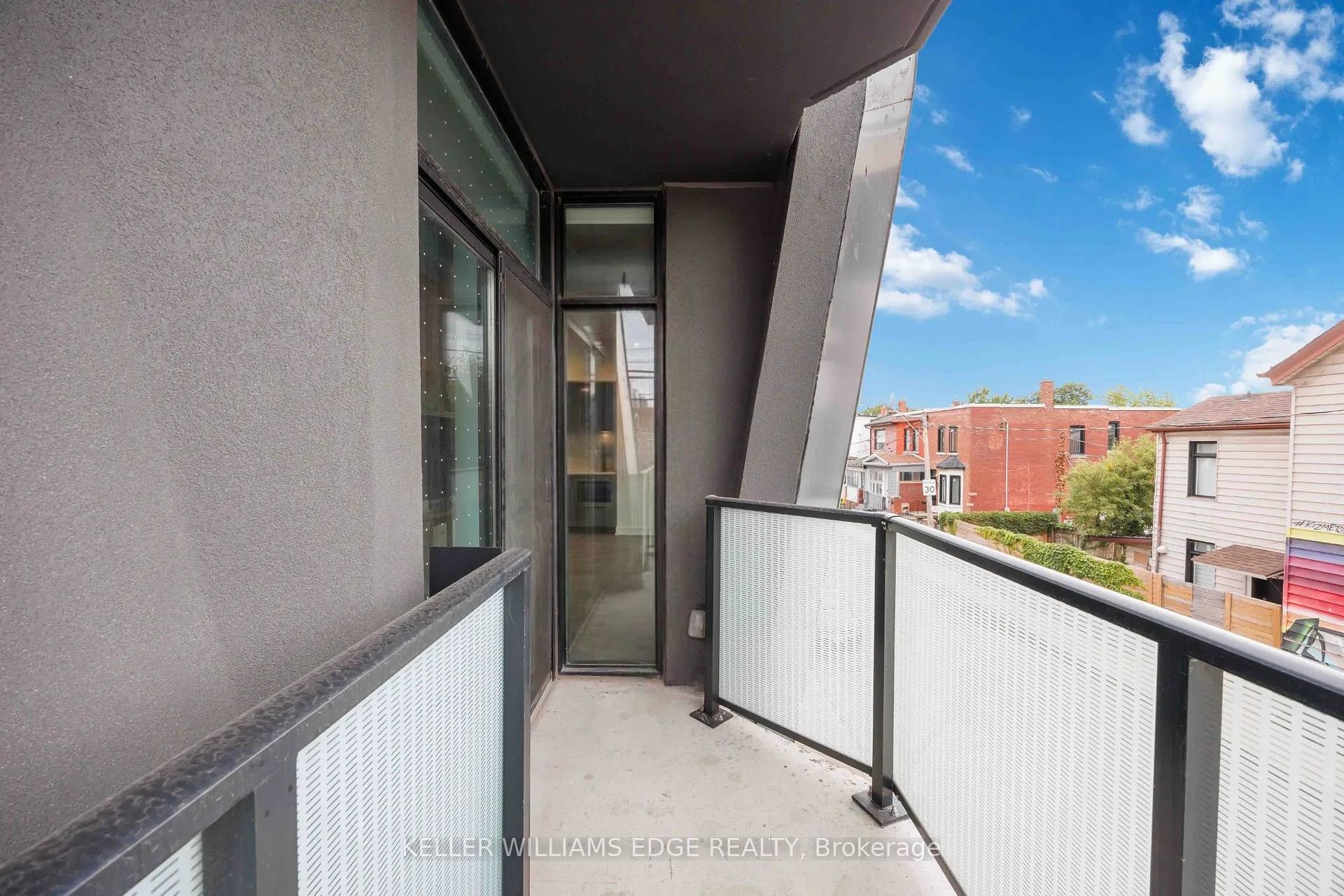 Photo 18 of Unit 204, 109 Wolseley Street E, Toronto, Trinity-Bellwoods — HOMEH