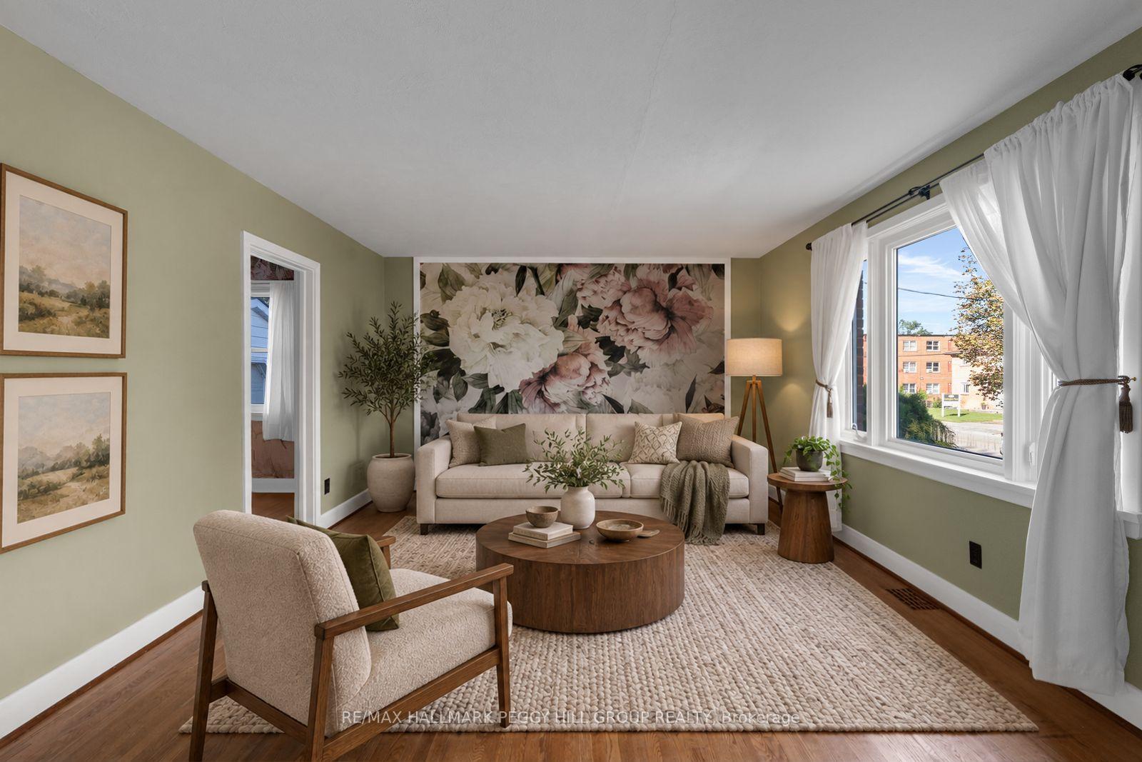 Photo 3 of 109 Codrington Street, Barrie, Codrington — HOMEH
