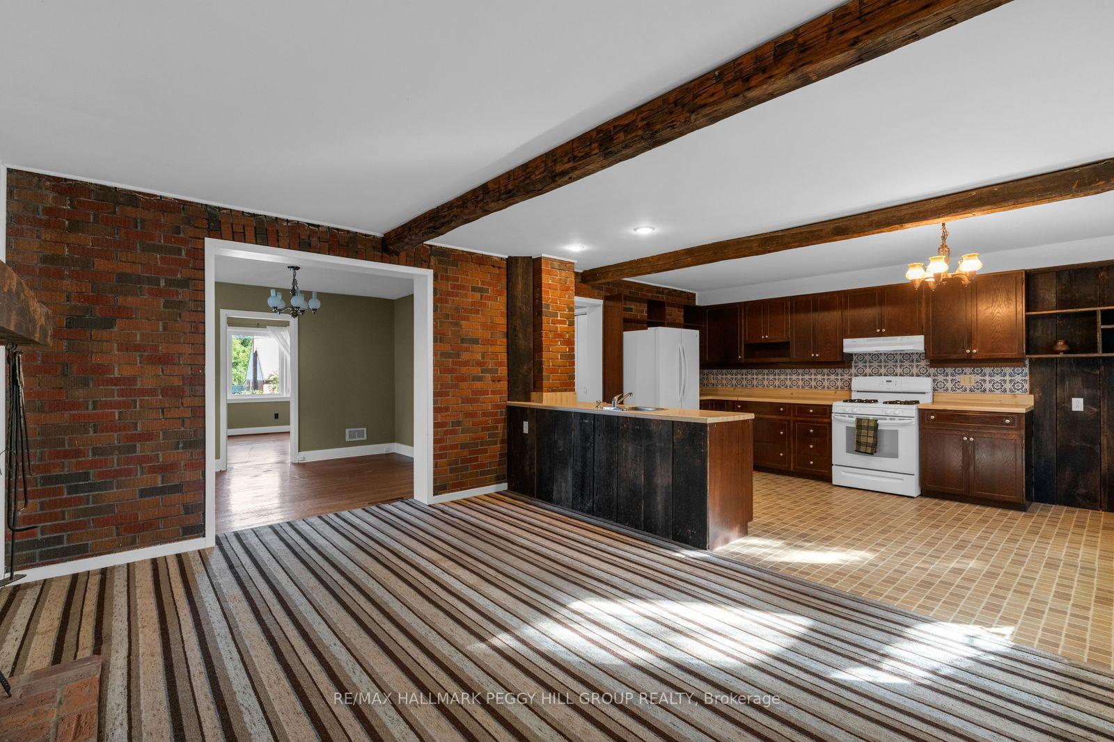 Photo 4 of 109 Codrington Street, Barrie, Codrington — HOMEH