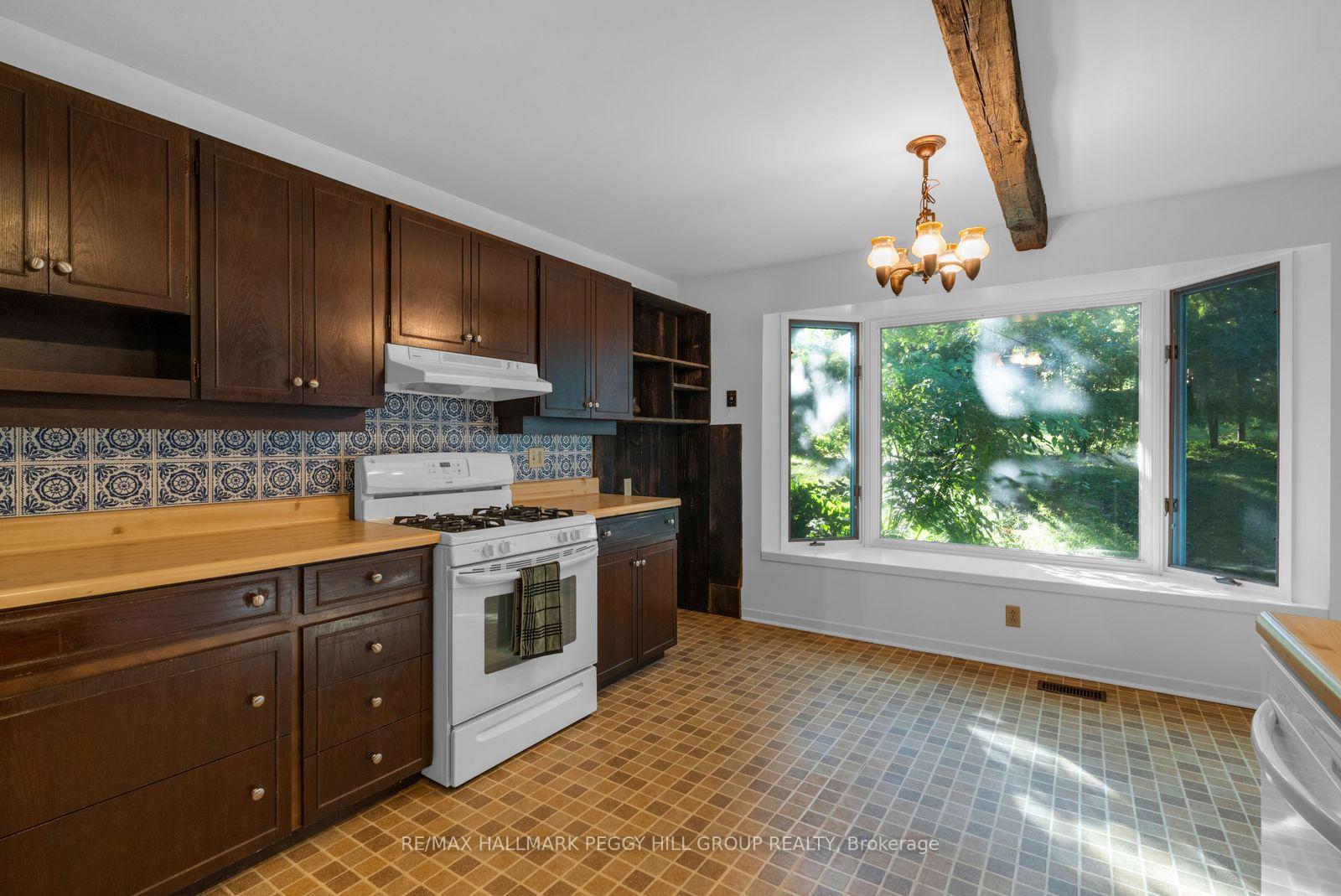 Photo 5 of 109 Codrington Street, Barrie, Codrington — HOMEH