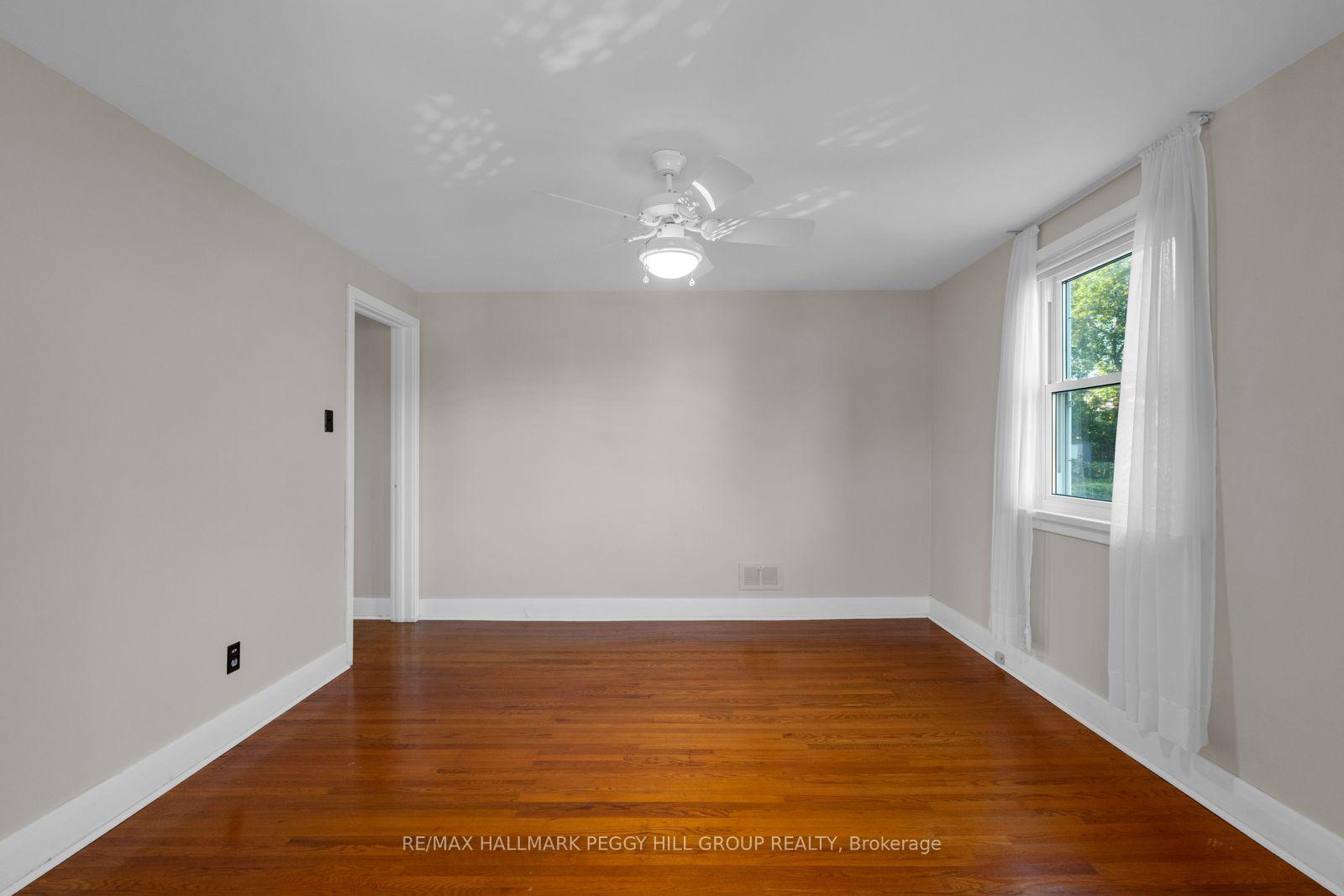 Photo 9 of 109 Codrington Street, Barrie, Codrington — HOMEH