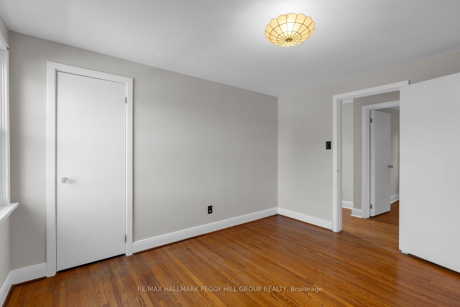 Photo 11 of 109 Codrington Street, Barrie, Codrington — HOMEH