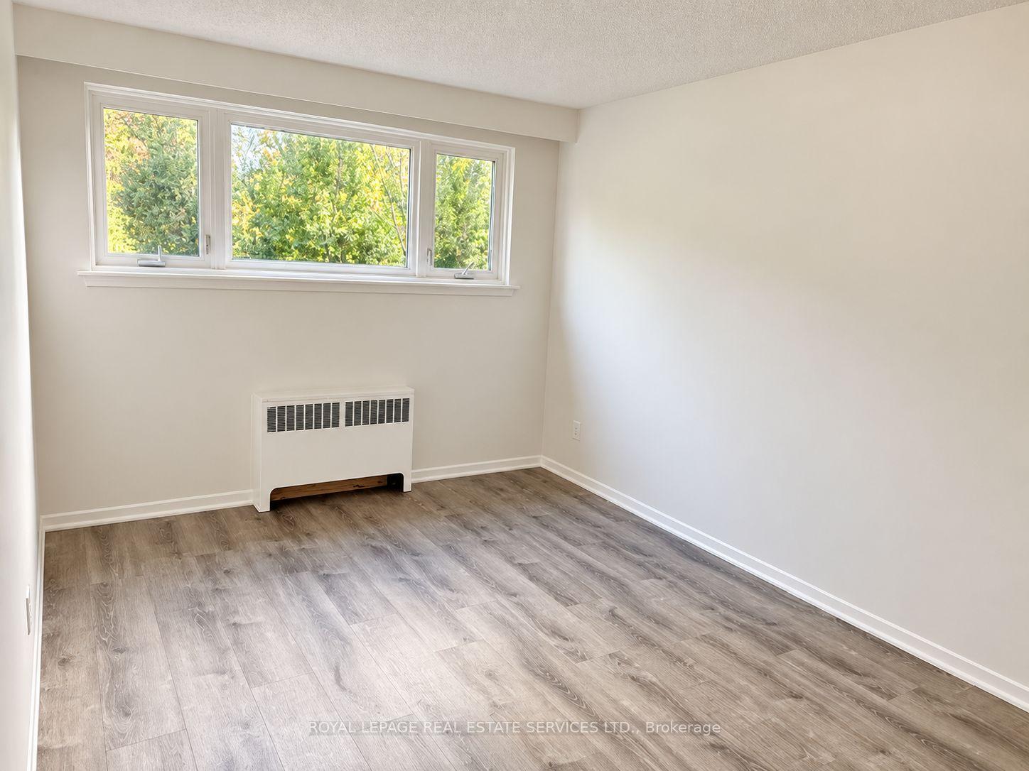 Photo 3 of 284 Glenforest Road, Toronto, Lawrence Park North — HOMEH