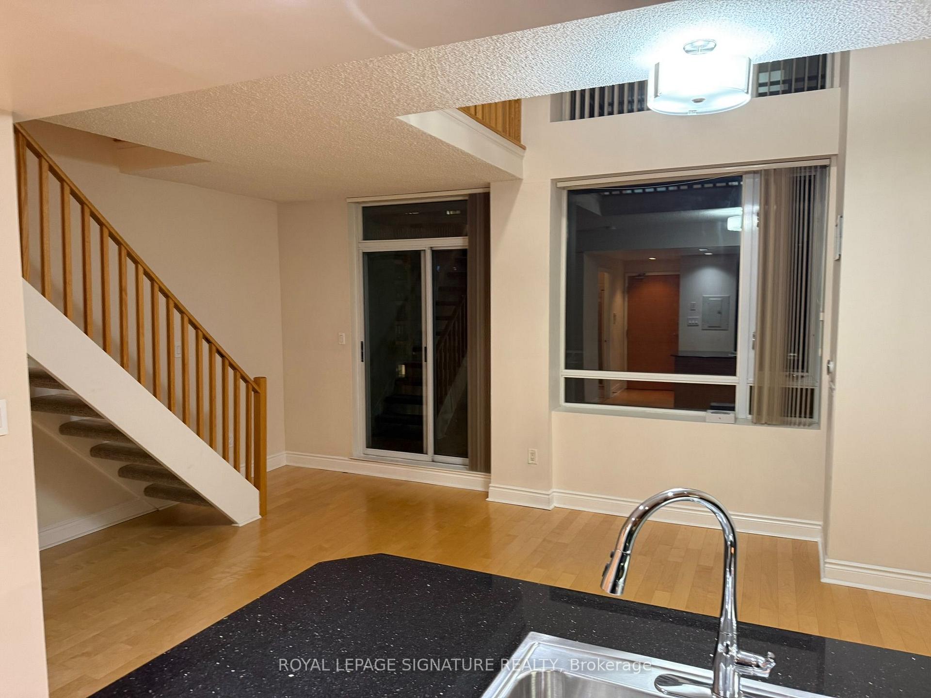 Photo 5 of Unit 1705, 80 Cumberland Street, Toronto, The Annex — HOMEH