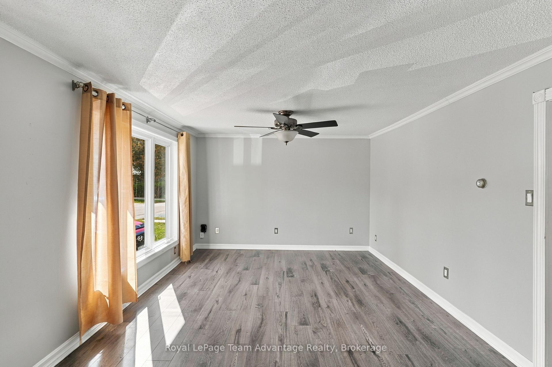 Photo 29 of 55 Highland Crescent, Parry Sound — HOMEH