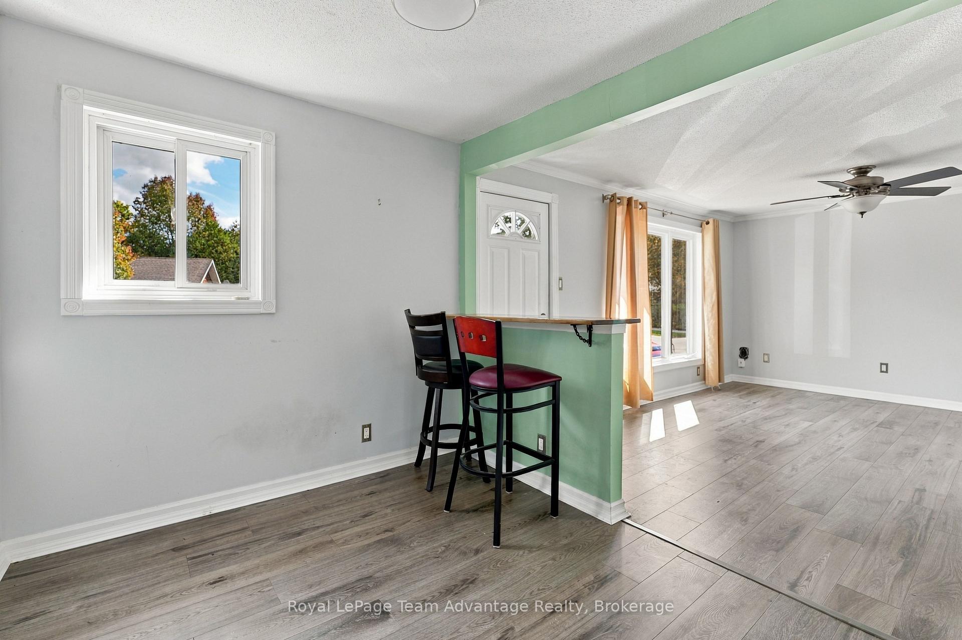 Photo 30 of 55 Highland Crescent, Parry Sound — HOMEH