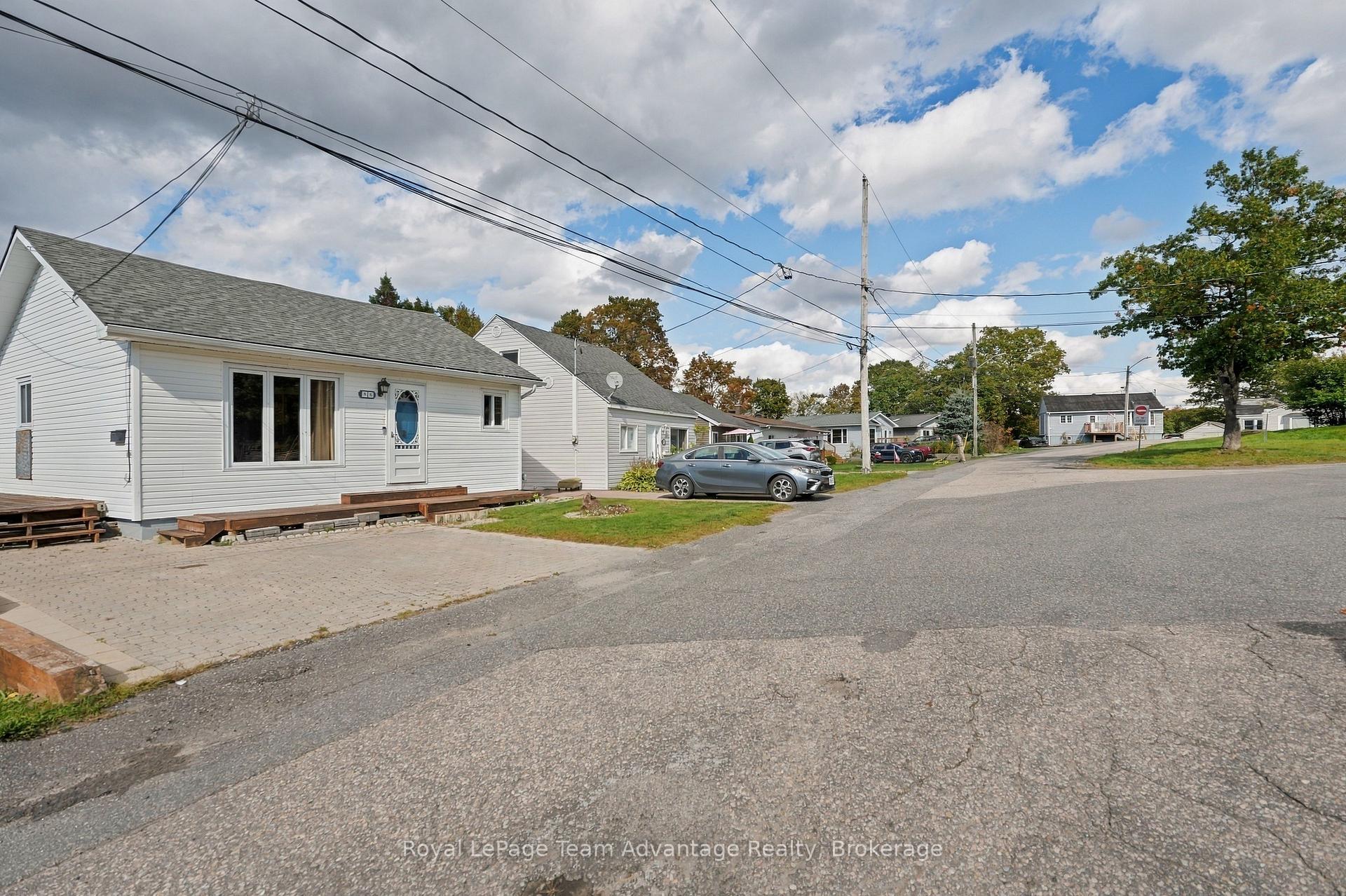 Photo 34 of 55 Highland Crescent, Parry Sound — HOMEH