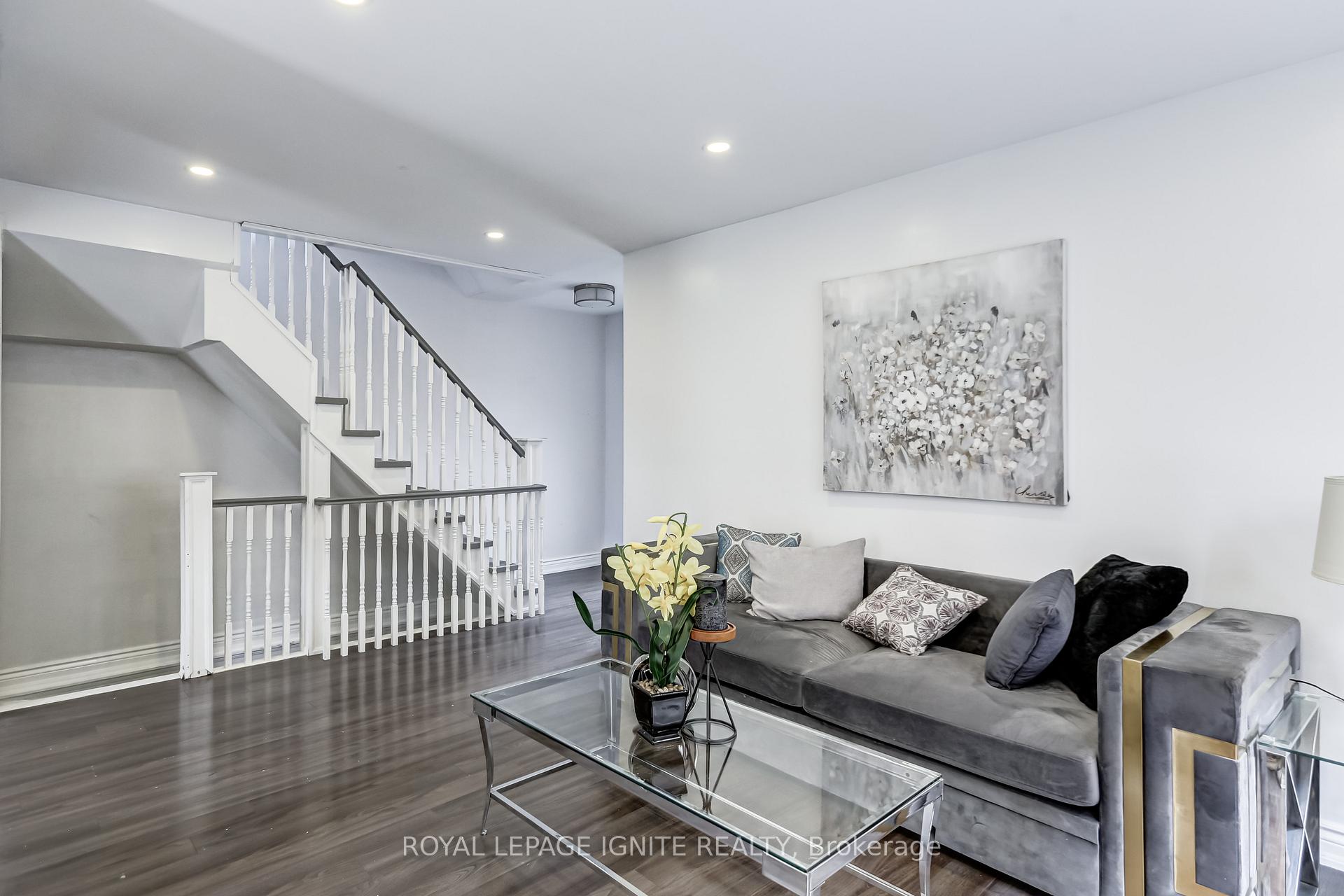 Photo 10 of 172 Radford Drive, Ajax, Central — HOMEH