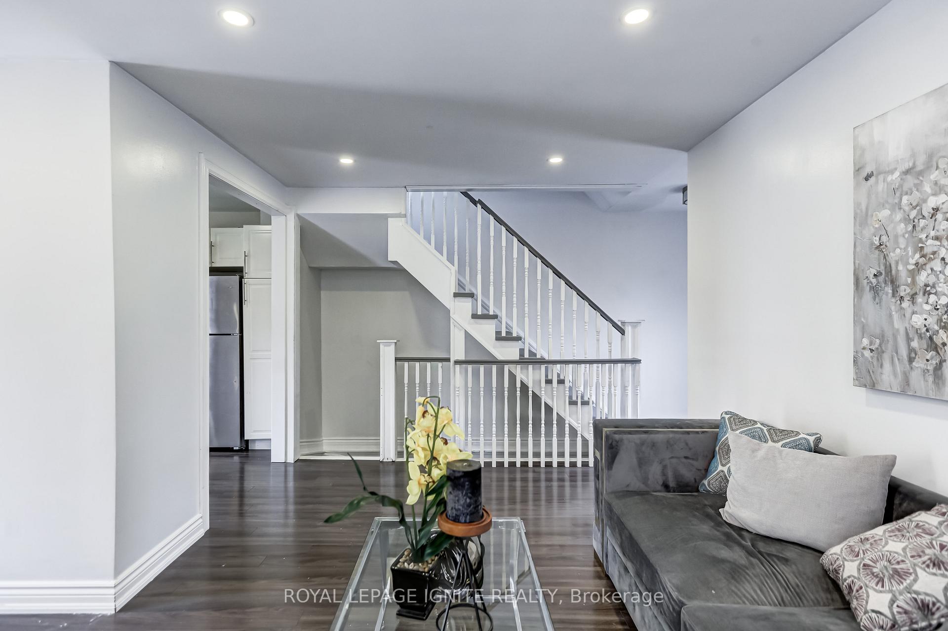 Photo 11 of 172 Radford Drive, Ajax, Central — HOMEH