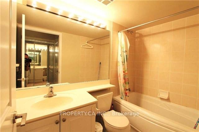 Photo 7 of 4978 Yonge Street, North York, Lansing-Westgate — HOMEH
