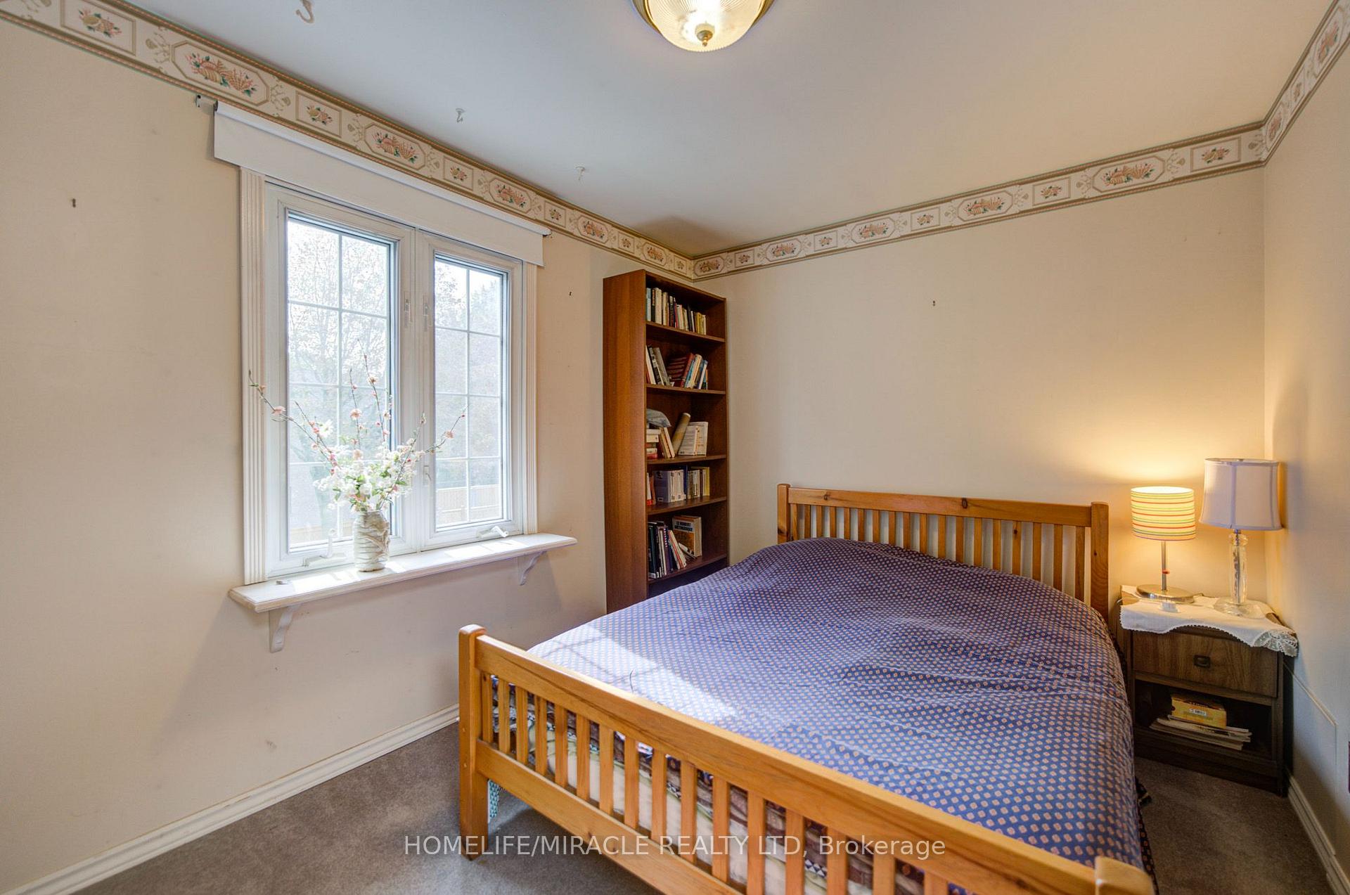 Photo 28 of 36 Valhalla Boulevard, Scarborough, Birchcliffe-Cliffside — HOMEH