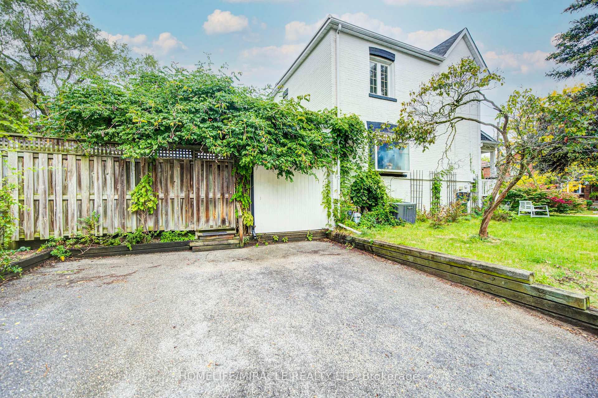 Photo 46 of 36 Valhalla Boulevard, Scarborough, Birchcliffe-Cliffside — HOMEH