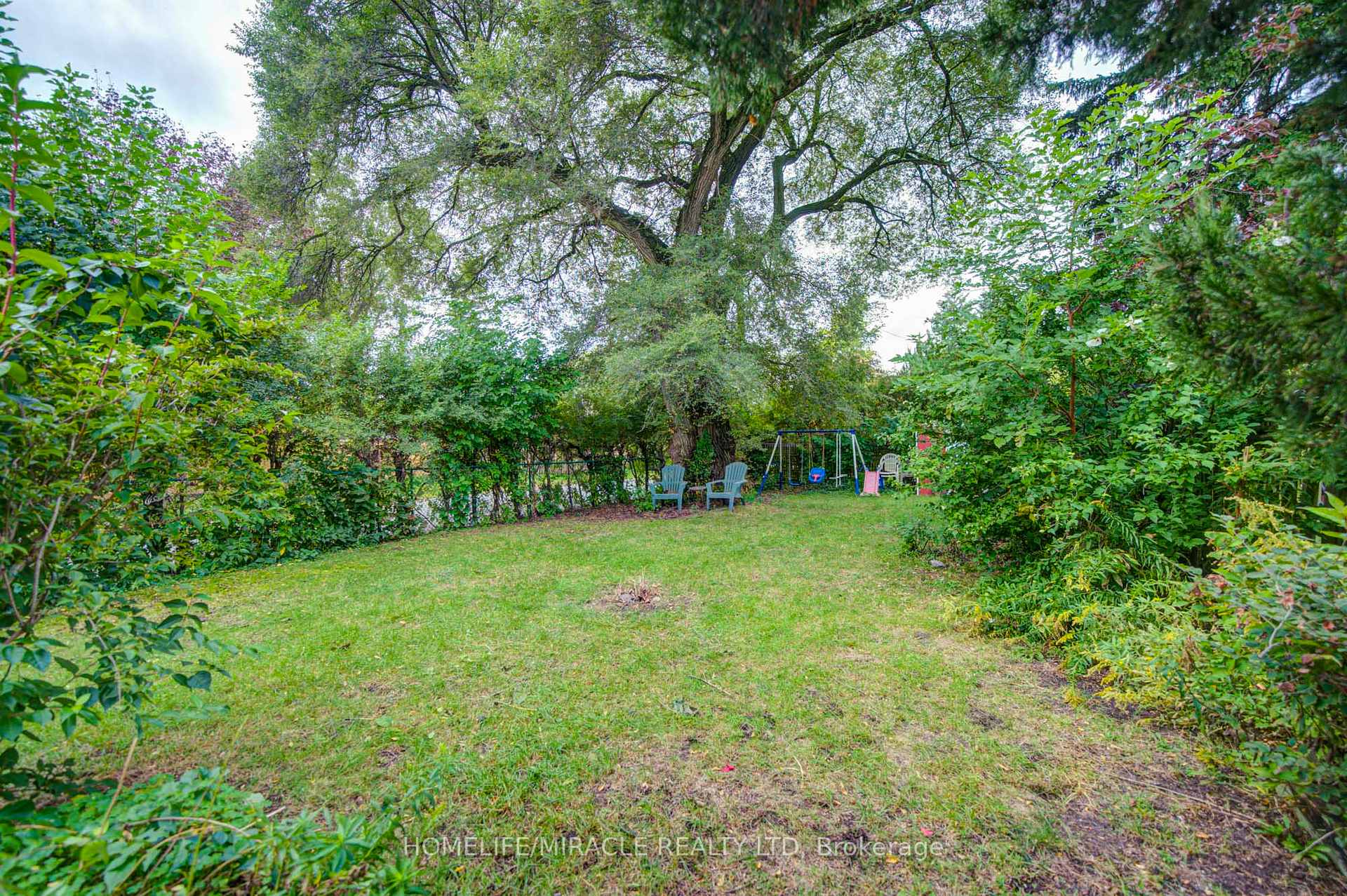 Photo 48 of 36 Valhalla Boulevard, Scarborough, Birchcliffe-Cliffside — HOMEH