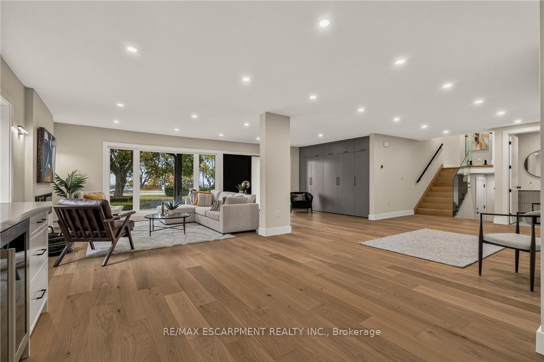 Photo 17 of 274 Mountain Brow Boulevard, Hamilton, Sherwood — HOMEH