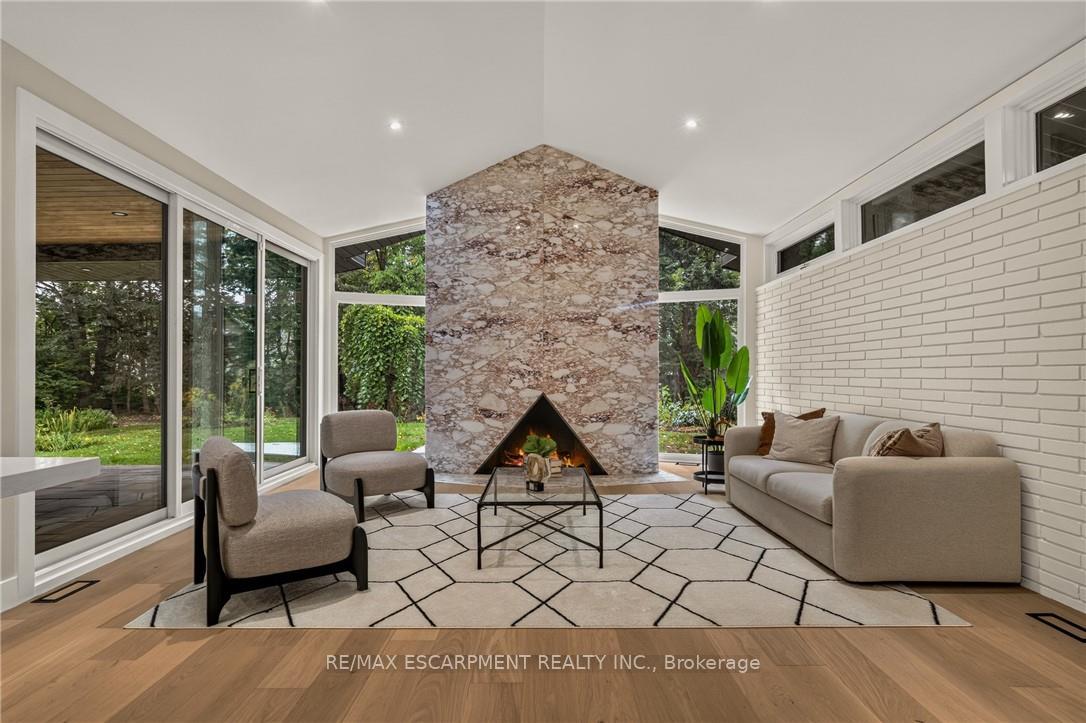 Photo 43 of 274 Mountain Brow Boulevard, Hamilton, Sherwood — HOMEH