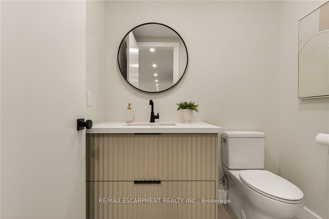 Photo 51 of 274 Mountain Brow Boulevard, Hamilton, Sherwood — HOMEH