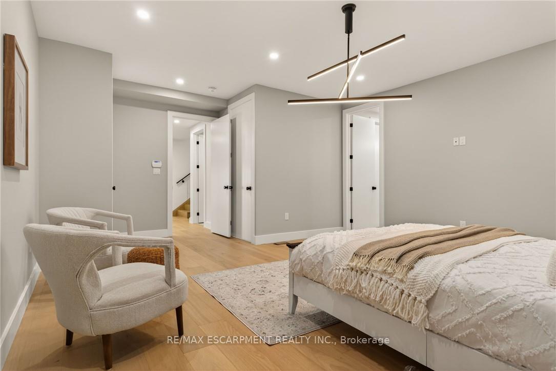 Photo 55 of 274 Mountain Brow Boulevard, Hamilton, Sherwood — HOMEH