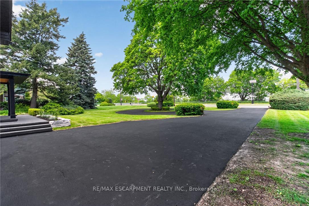 Photo 89 of 274 Mountain Brow Boulevard, Hamilton, Sherwood — HOMEH