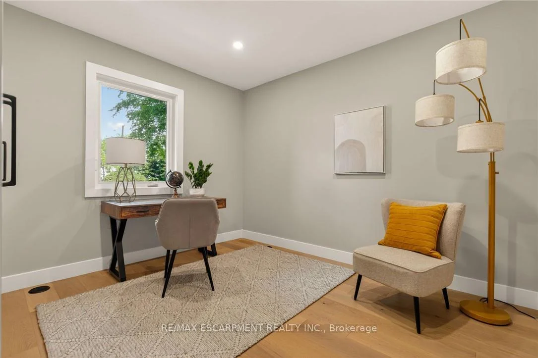 Photo 16 of 274 Mountain Brow Boulevard, Hamilton, Sherwood — HOMEH