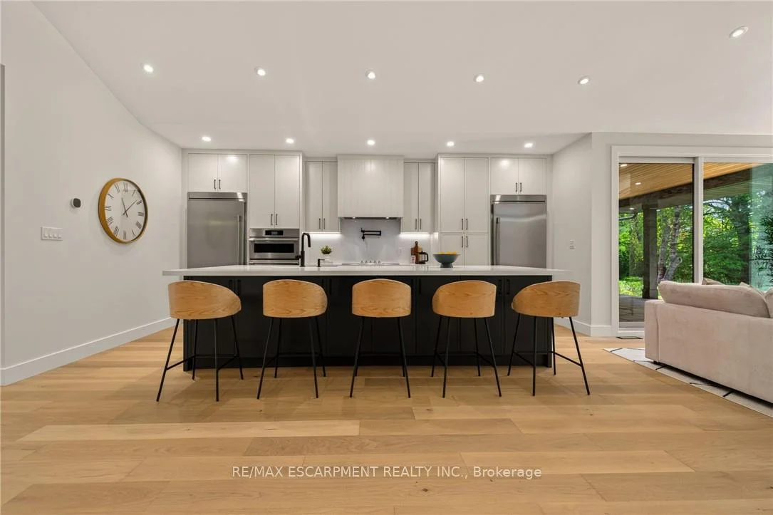 Photo 38 of 274 Mountain Brow Boulevard, Hamilton, Sherwood — HOMEH
