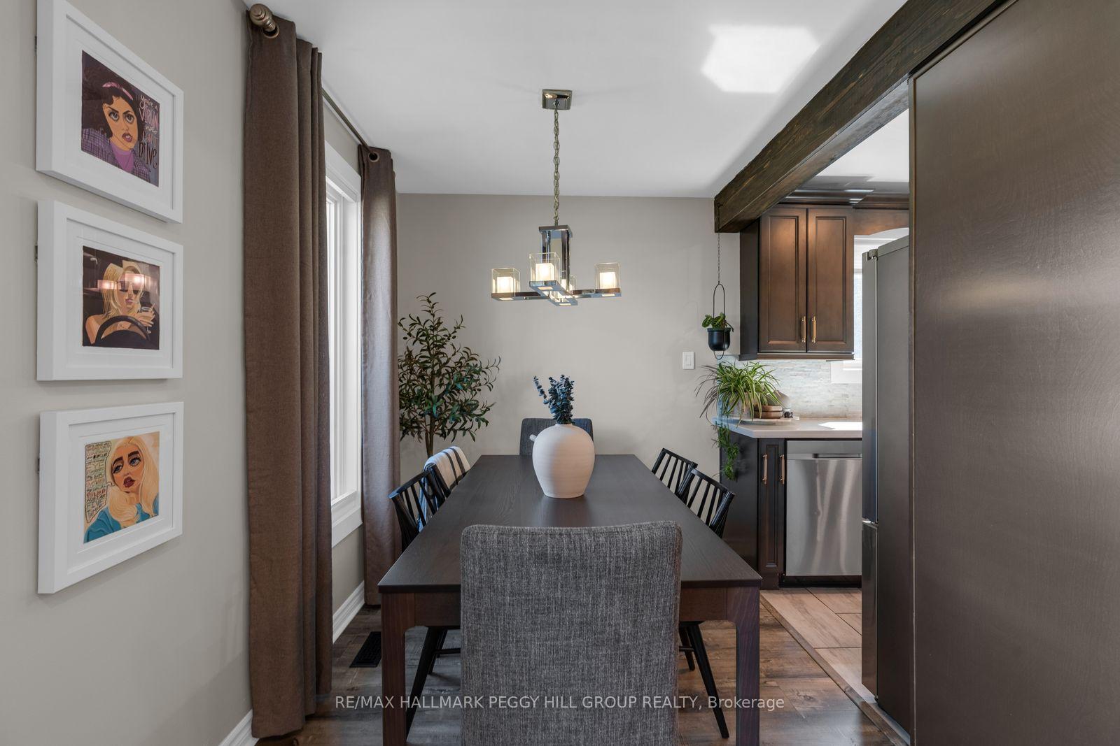 Photo 11 of 19 Austen Lane, Barrie, Letitia Heights — HOMEH