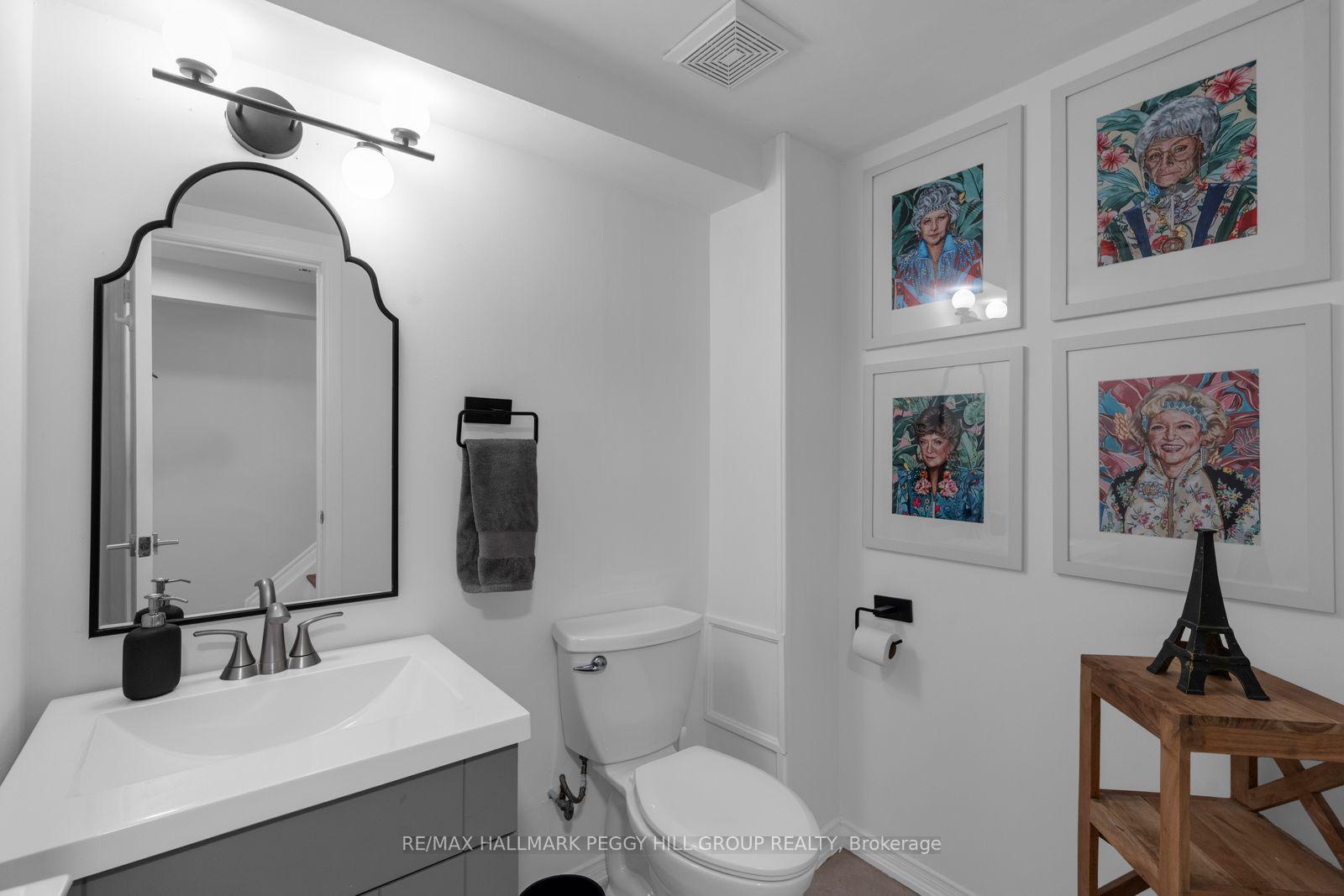 Photo 31 of 19 Austen Lane, Barrie, Letitia Heights — HOMEH