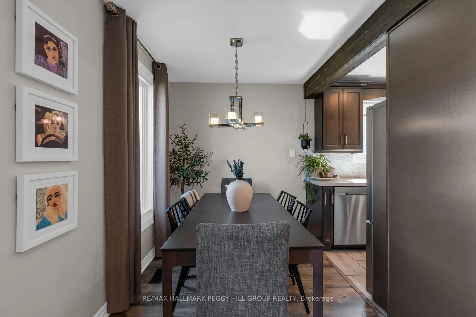 Photo 12 of 19 Austen Lane, Barrie, Letitia Heights — HOMEH
