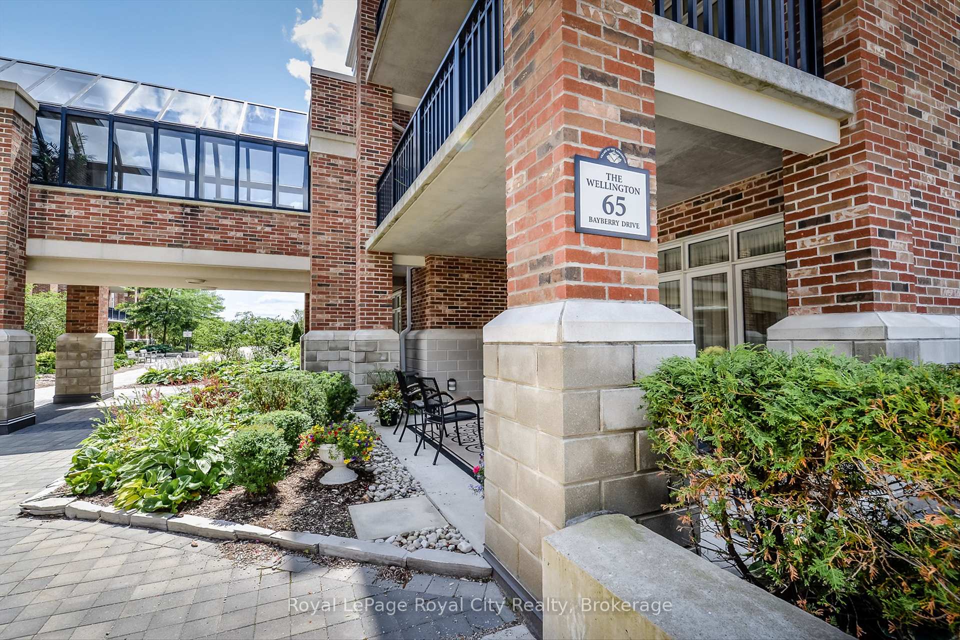 Photo 5 of Unit 401, 65 Bayberry Drive, Guelph, Village By The Arboretum — HOMEH