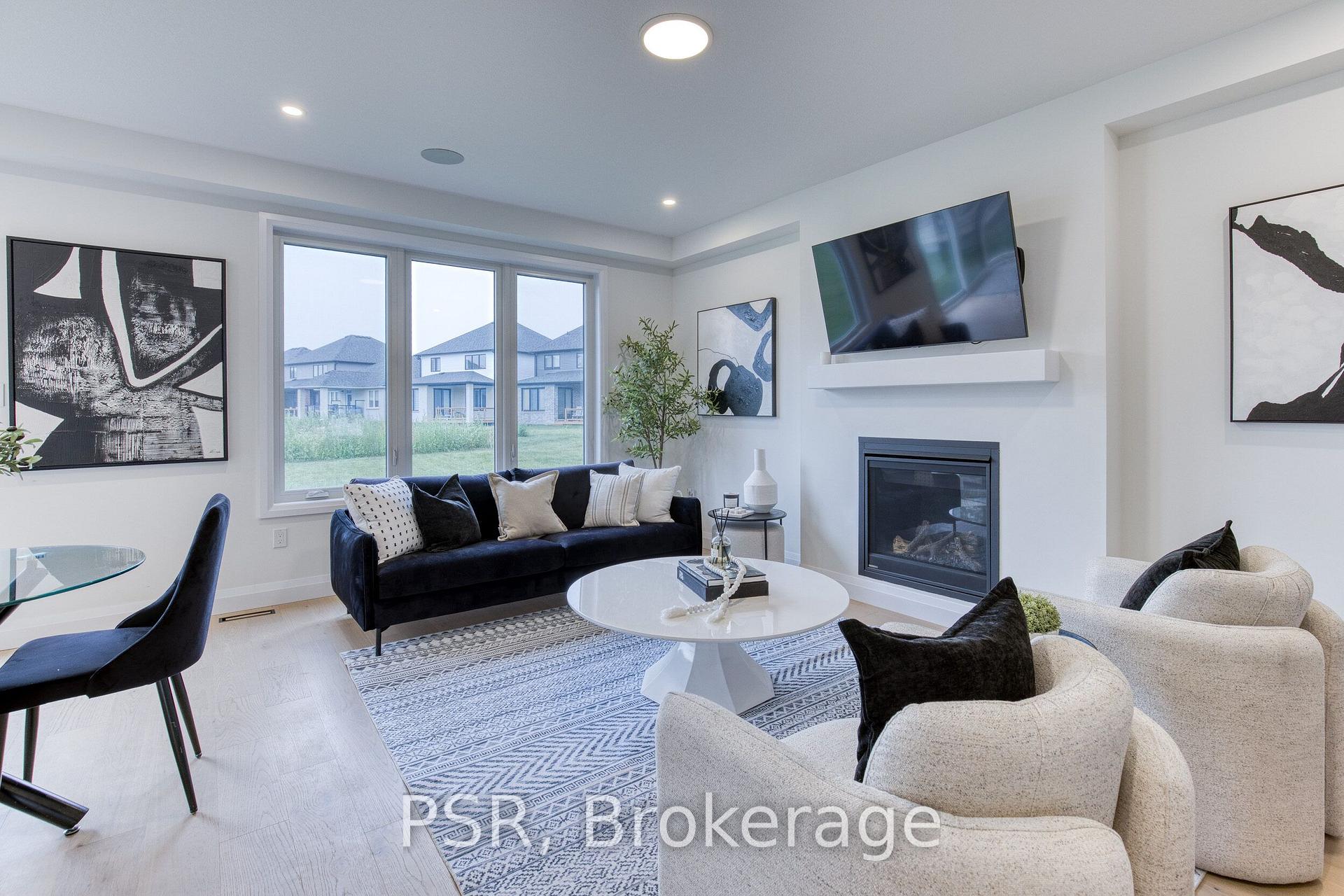 Photo 3 of 50 Heron Point Lane, Woolwich, Breslau — HOMEH