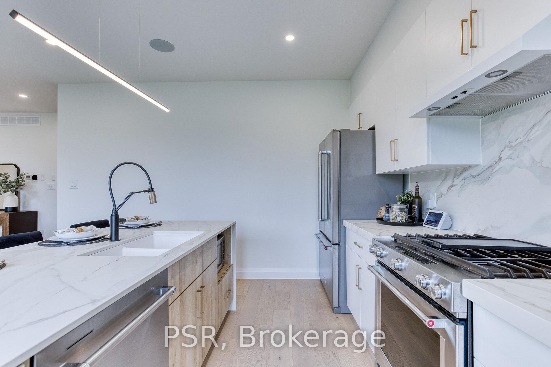 Photo 23 of 50 Heron Point Lane, Woolwich, Breslau — HOMEH