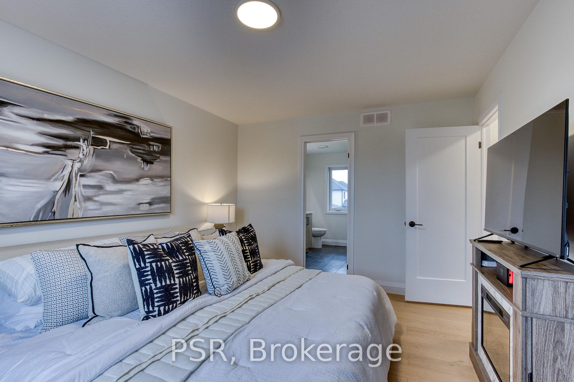 Photo 45 of 50 Heron Point Lane, Woolwich, Breslau — HOMEH