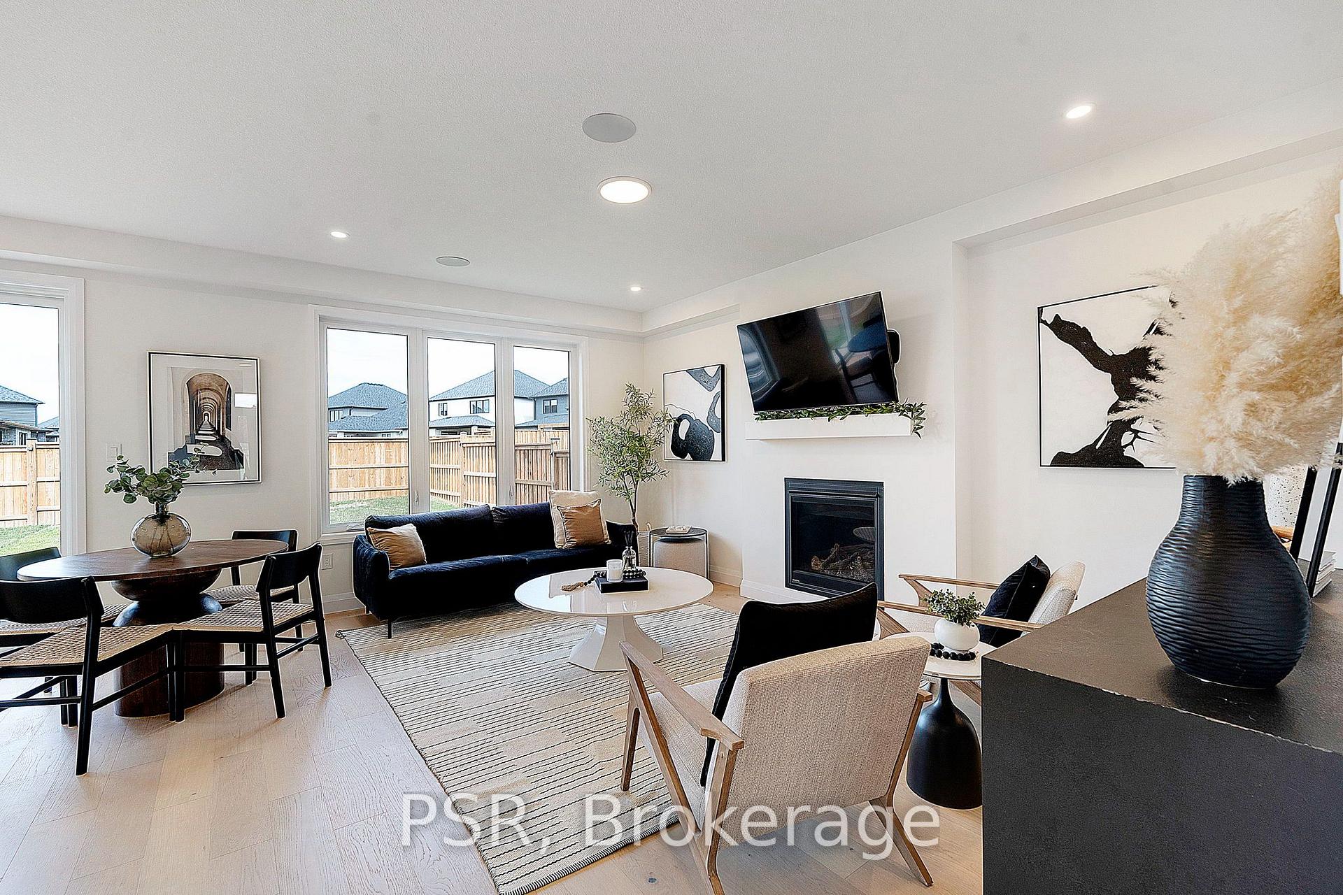 Photo 12 of 50 Heron Point Lane, Woolwich, Breslau — HOMEH