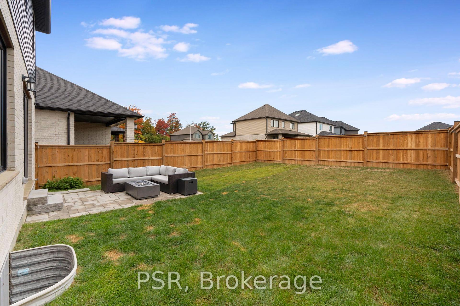 Photo 46 of 50 Heron Point Lane, Woolwich, Breslau — HOMEH