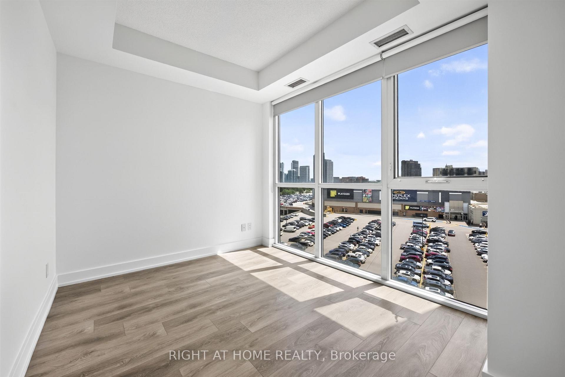Photo 12 of Unit 712, 128 Fairview Mall Drive, North York, Don Valley Village — HOMEH