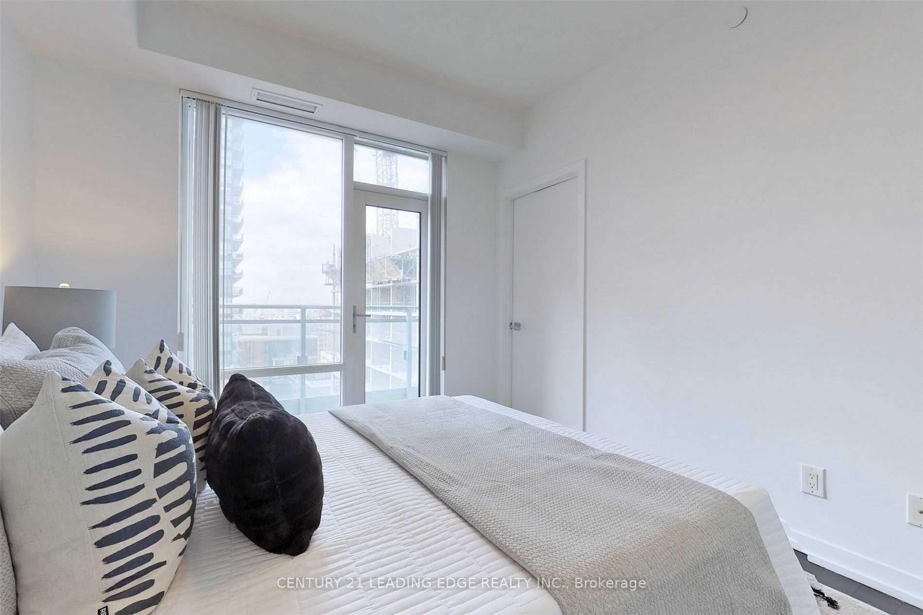 Photo 18 of Unit 1702, 21 Widmer Street, Toronto, Waterfront Communities — HOMEH