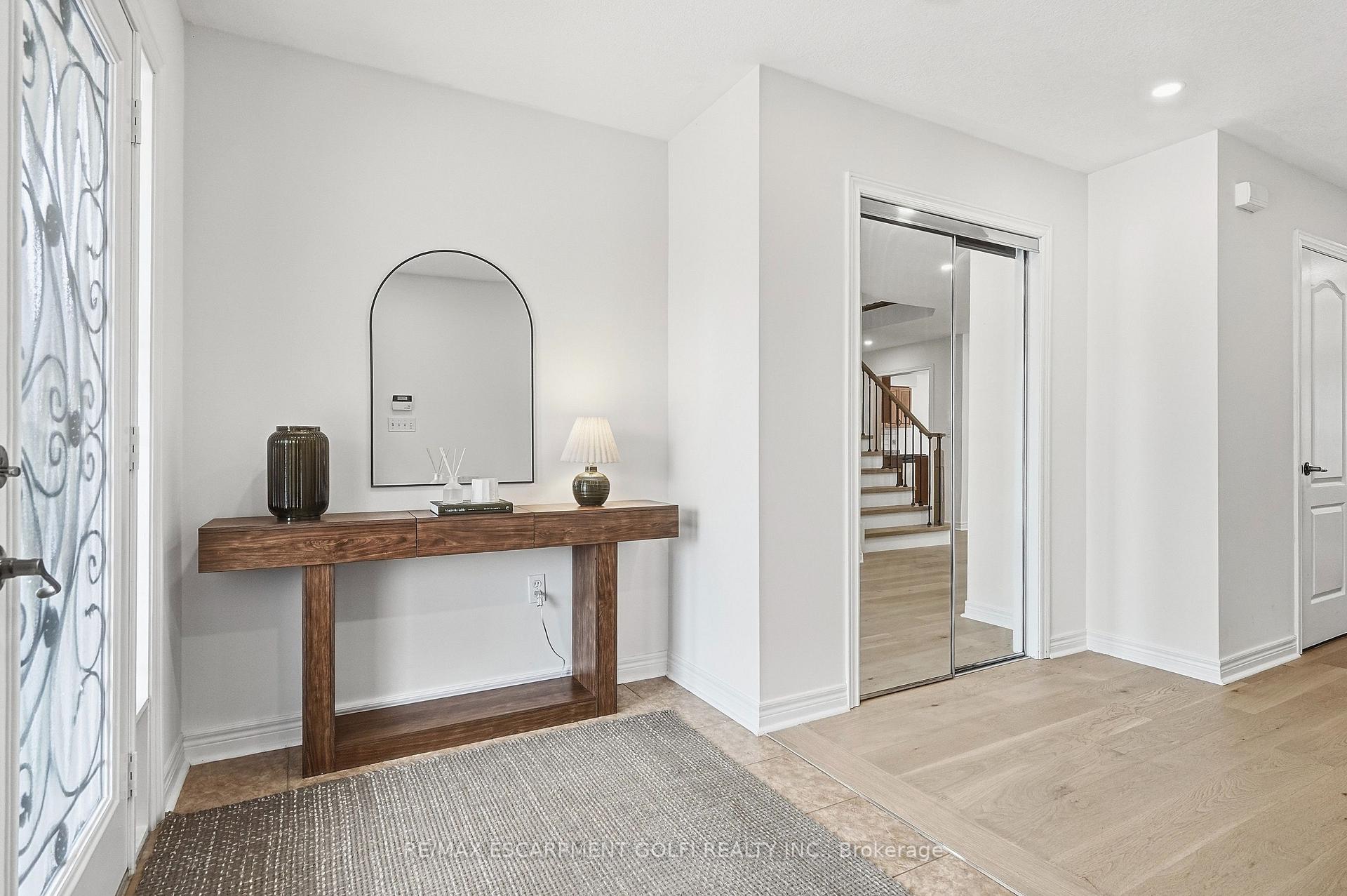 Photo 3 of 115 Bocelli Crescent, Hamilton, Stoney Creek — HOMEH