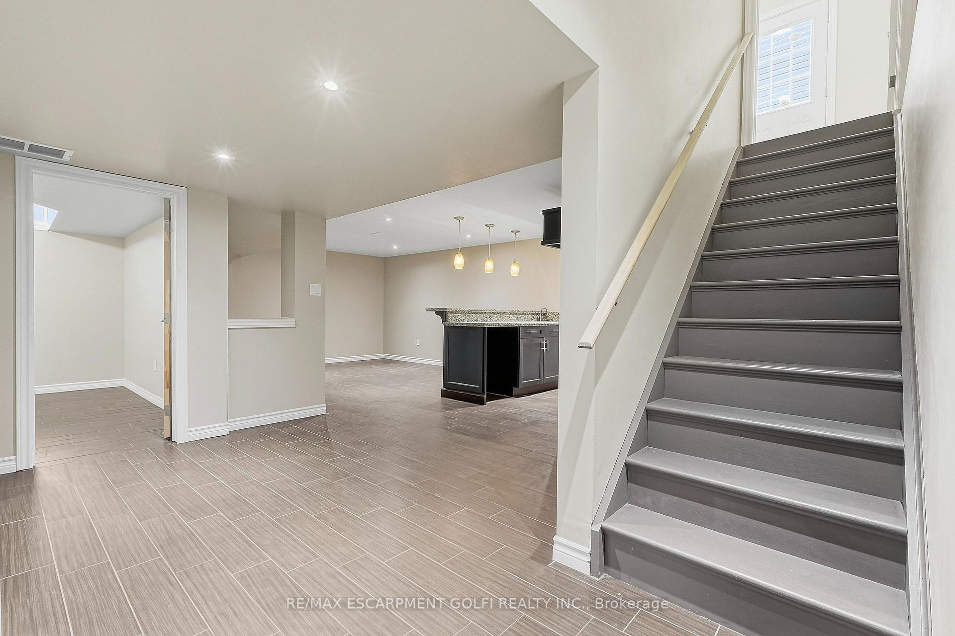 Photo 22 of 115 Bocelli Crescent, Hamilton, Stoney Creek — HOMEH