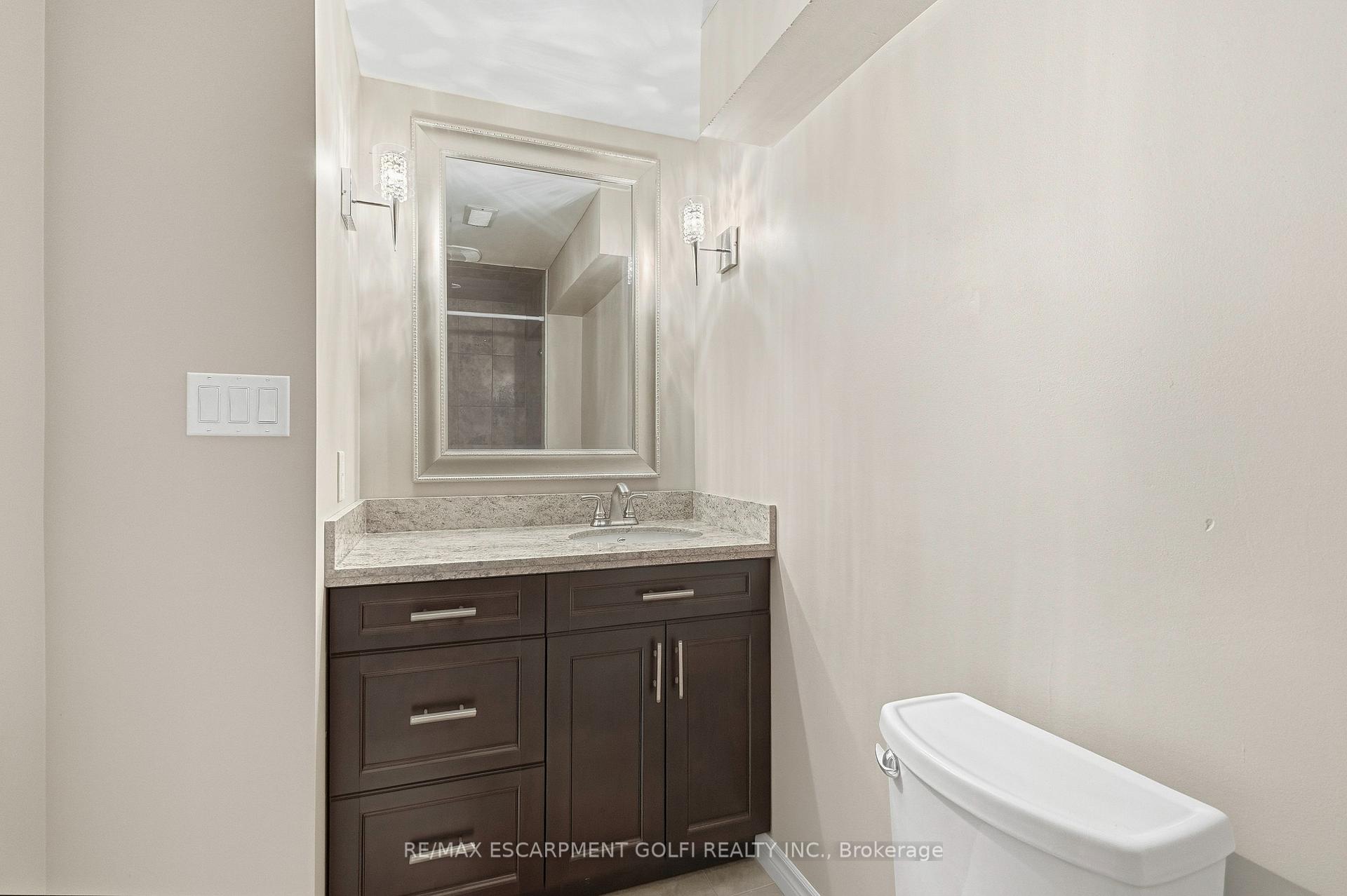 Photo 24 of 115 Bocelli Crescent, Hamilton, Stoney Creek — HOMEH