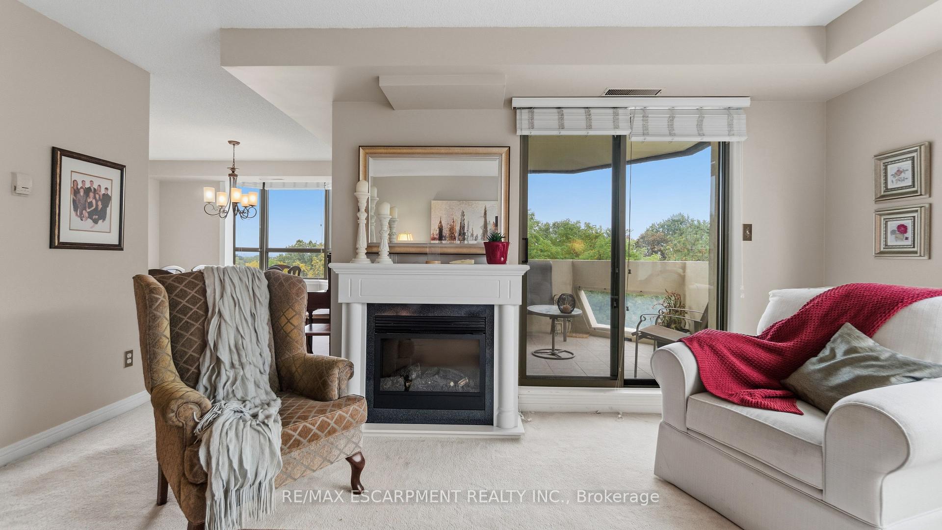 Photo 7 of Unit 510, 8 Village Green Boulevard, Hamilton, Stoney Creek — HOMEH