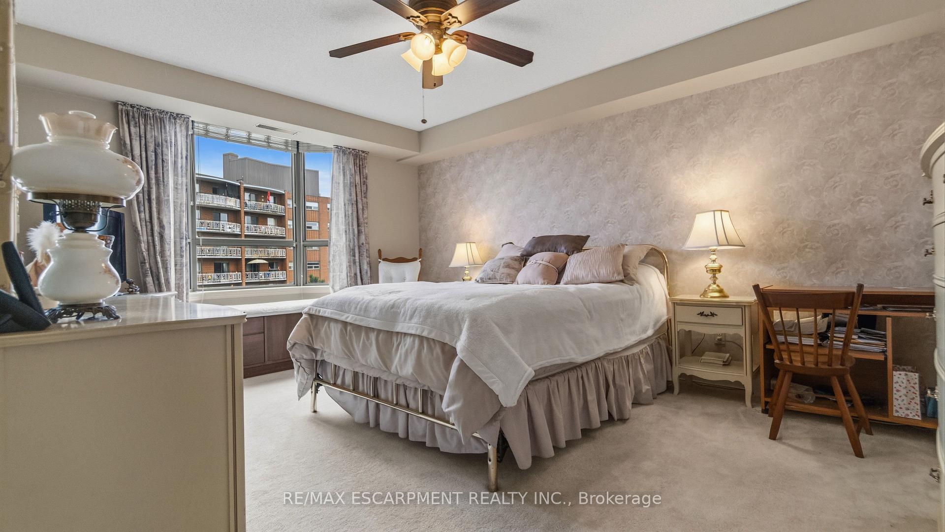 Photo 19 of Unit 510, 8 Village Green Boulevard, Hamilton, Stoney Creek — HOMEH