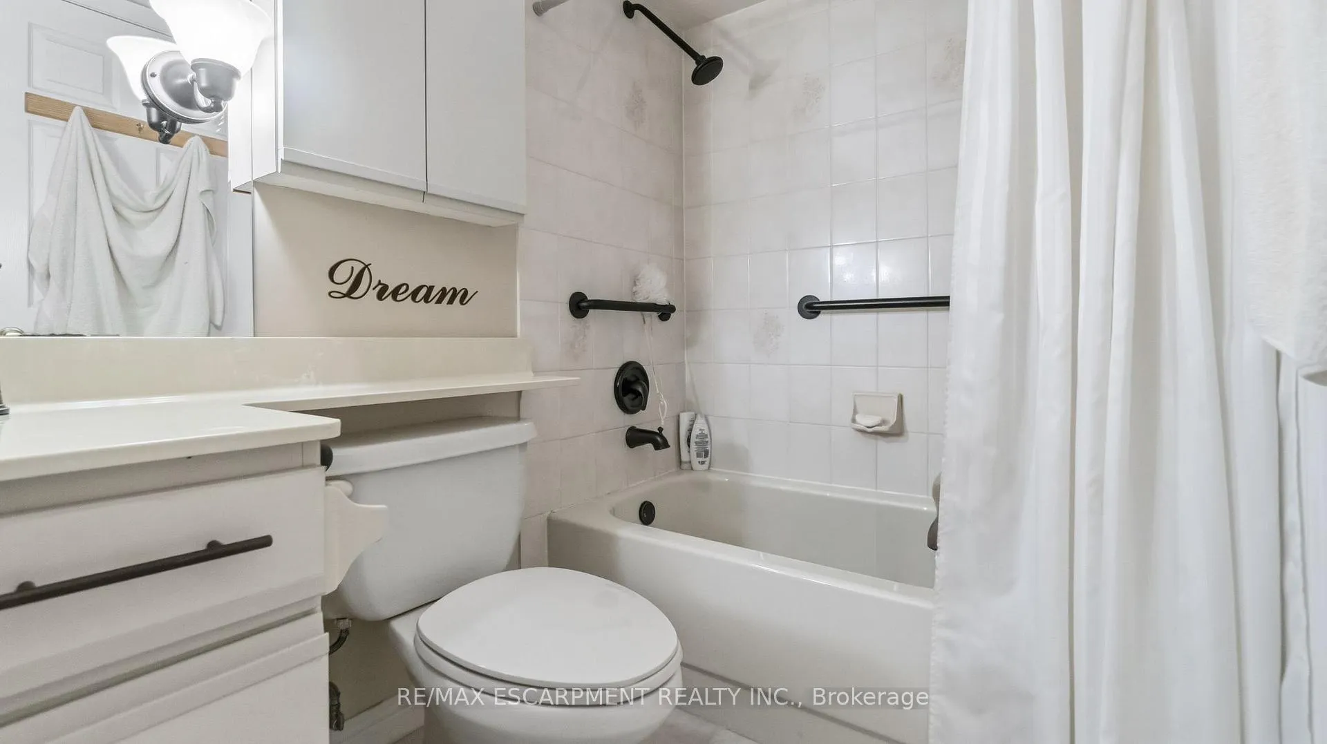 Photo 24 of Unit 510, 8 Village Green Boulevard, Hamilton, Stoney Creek — HOMEH