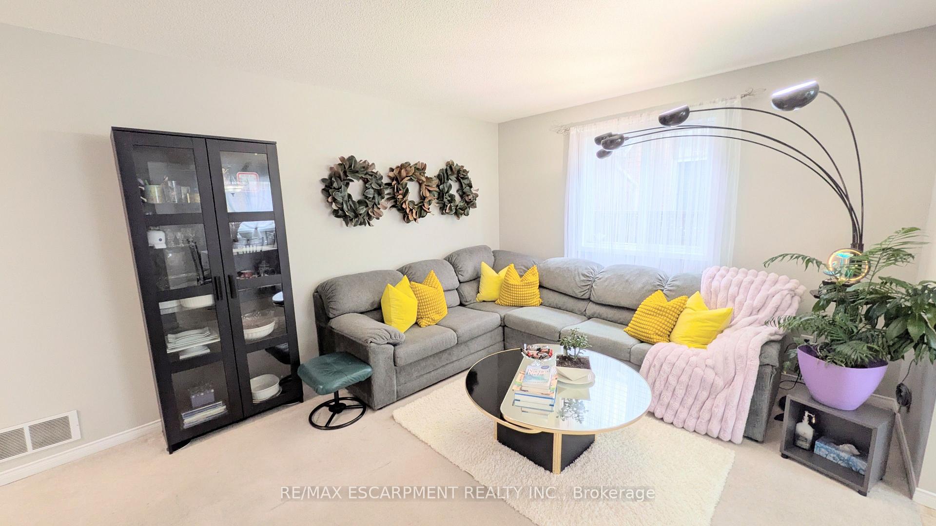 Photo 7 of 68 Benjamin Drive, Hamilton, Jerome — HOMEH