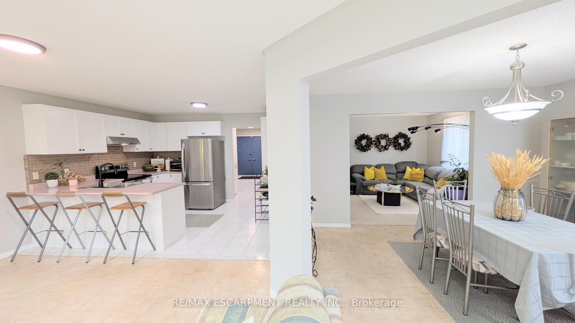 Photo 19 of 68 Benjamin Drive, Hamilton, Jerome — HOMEH