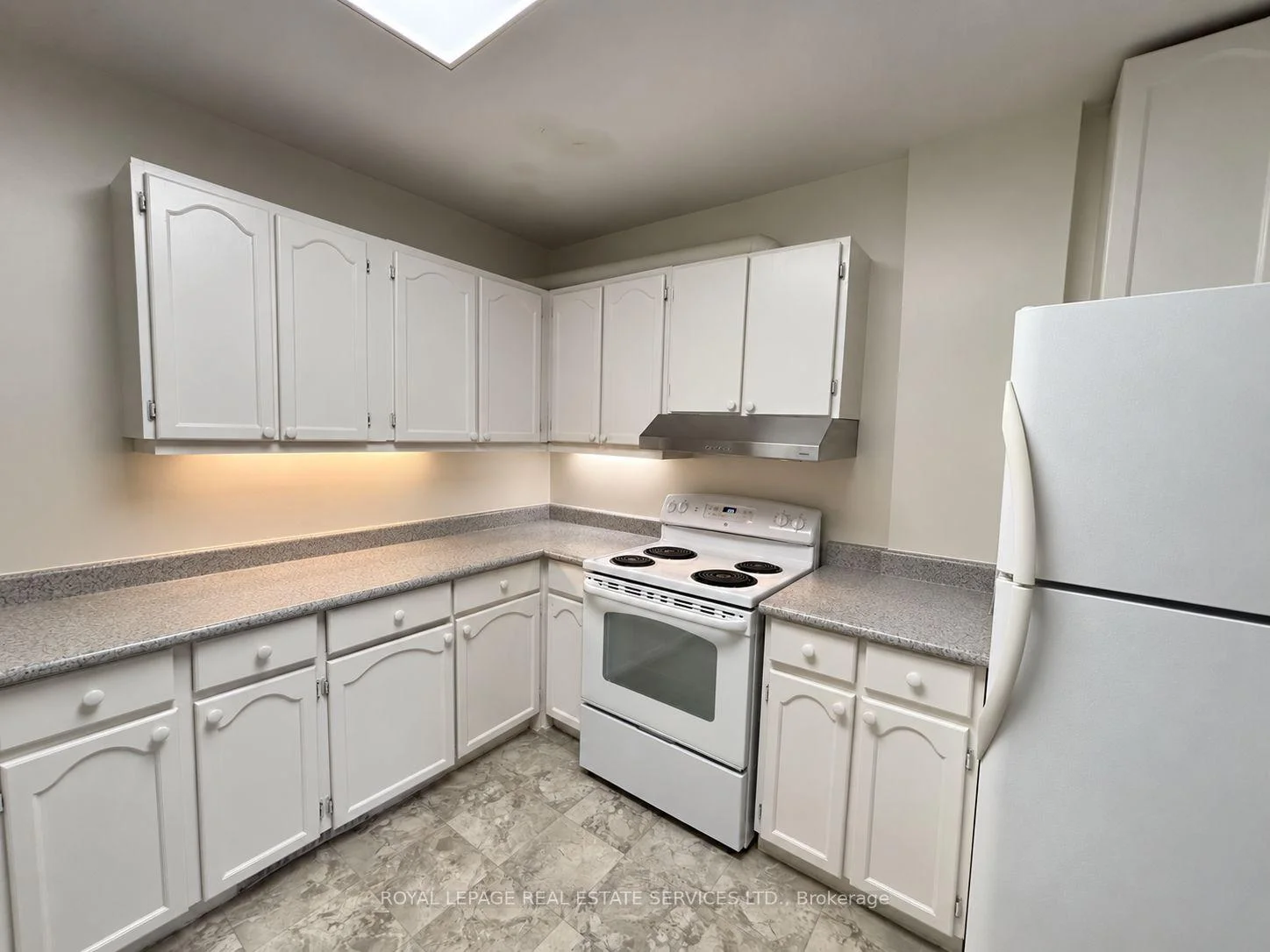 Photo 21 of Unit 2, 102 Westminster Avenue, Toronto, Roncesvalles — HOMEH