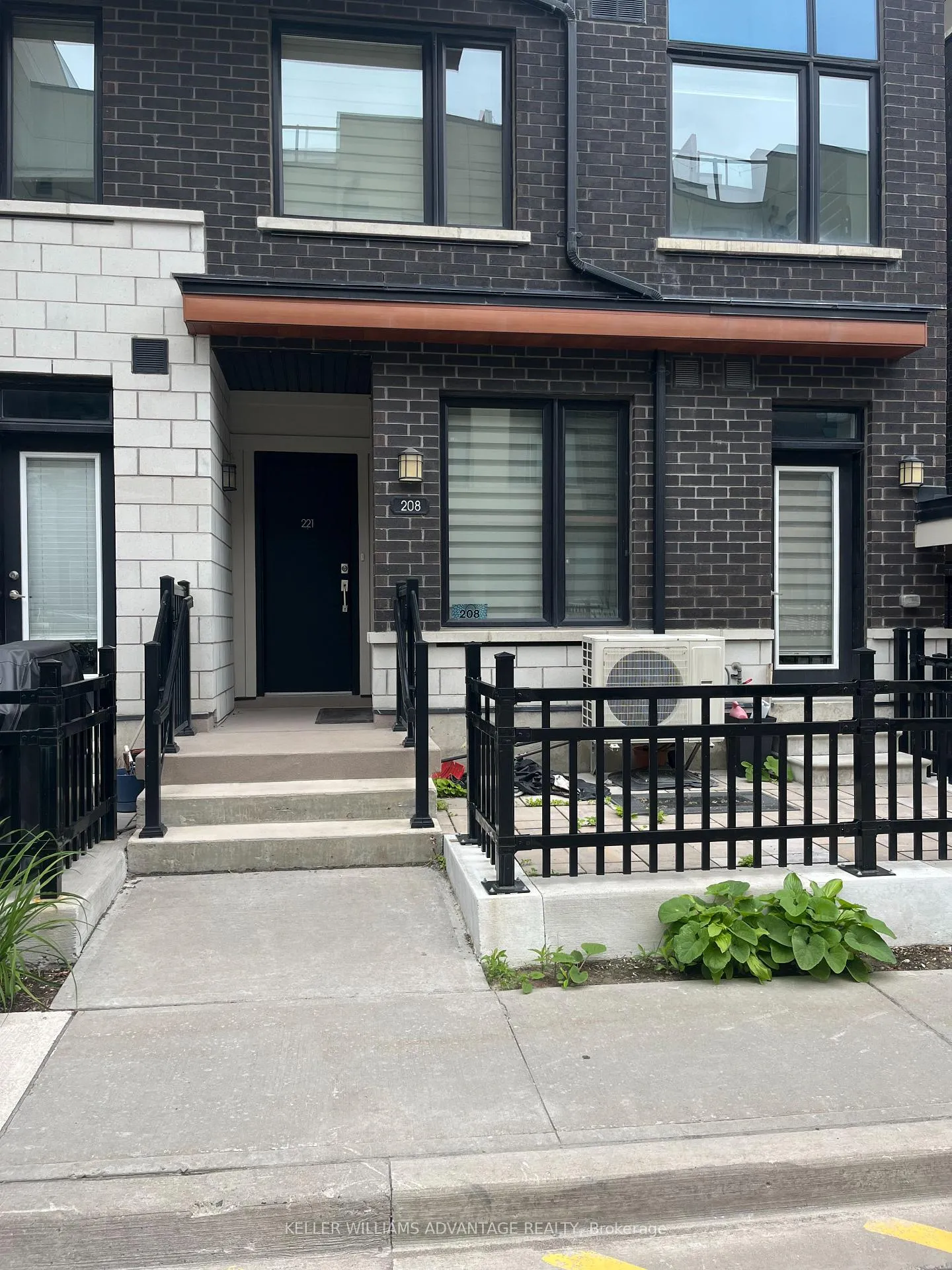 Front of Unit 208, 1555 Kingston Road