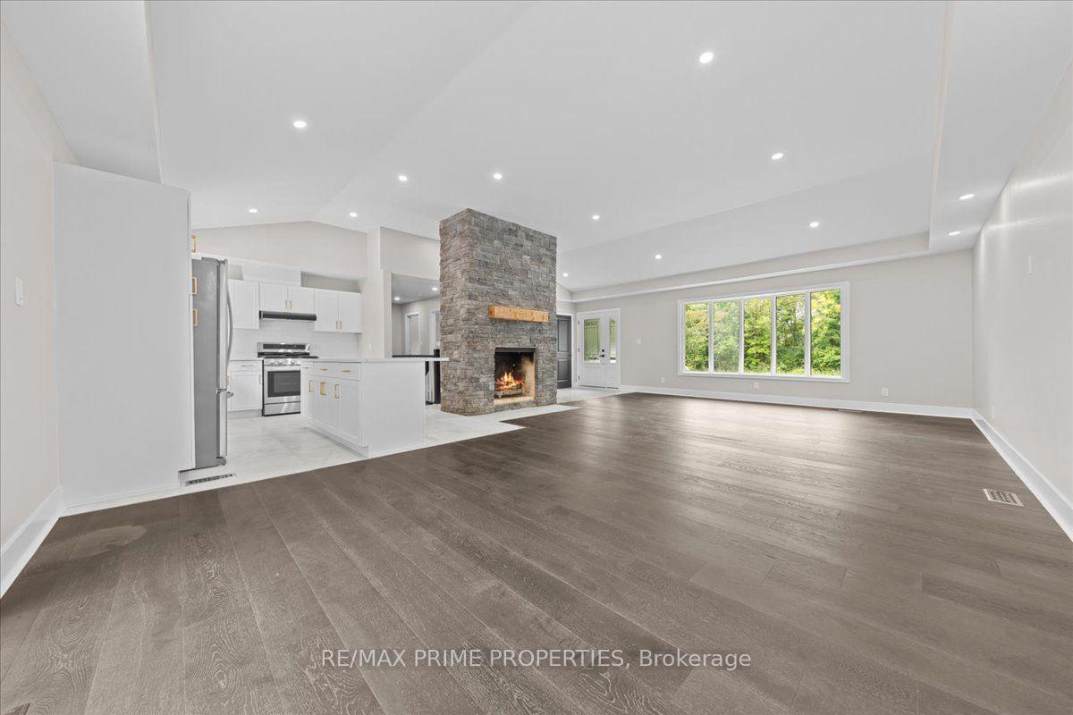 Photo 8 of 6636 Marina Drive, Ottawa, Manotick South to Roger Stevens — HOMEH