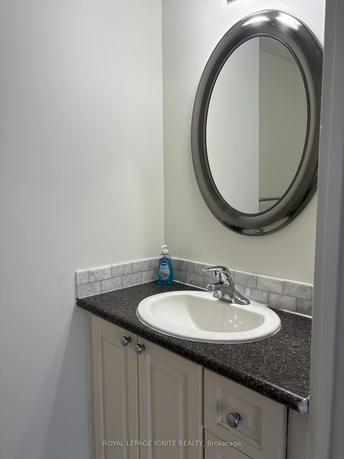 Photo 12 of Unit 1105, 3590 Kaneff Crescent, Mississauga, Mississauga Valleys — HOMEH