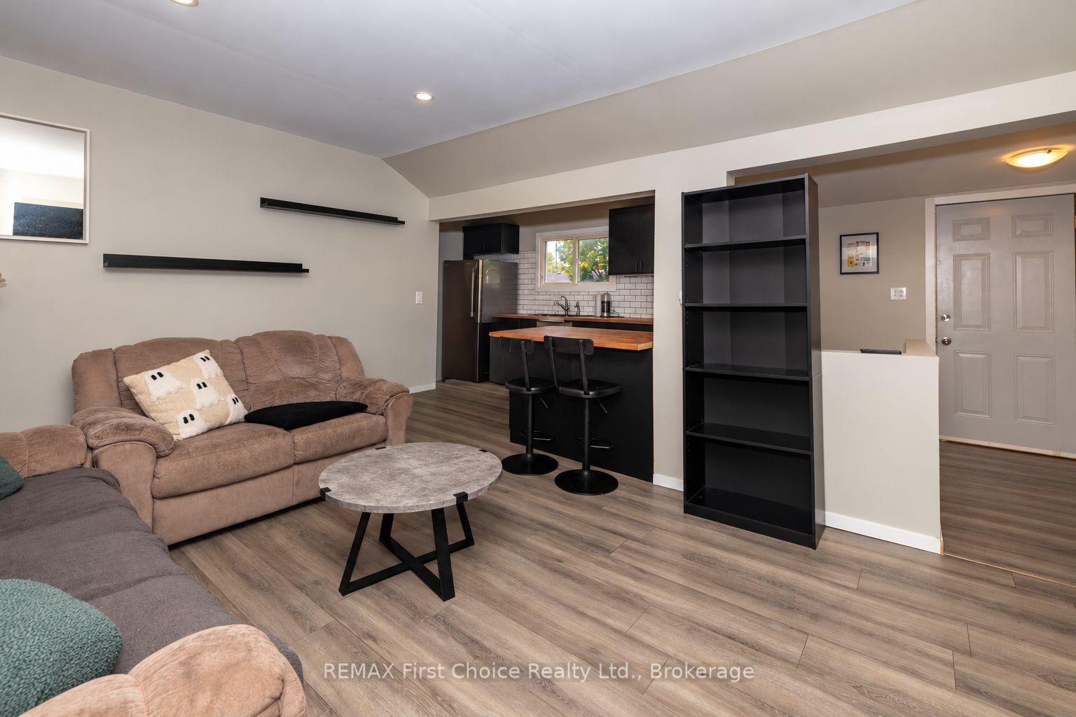 Photo 6 of 84 Penfold Street, Thunder Bay, Shuniah — HOMEH