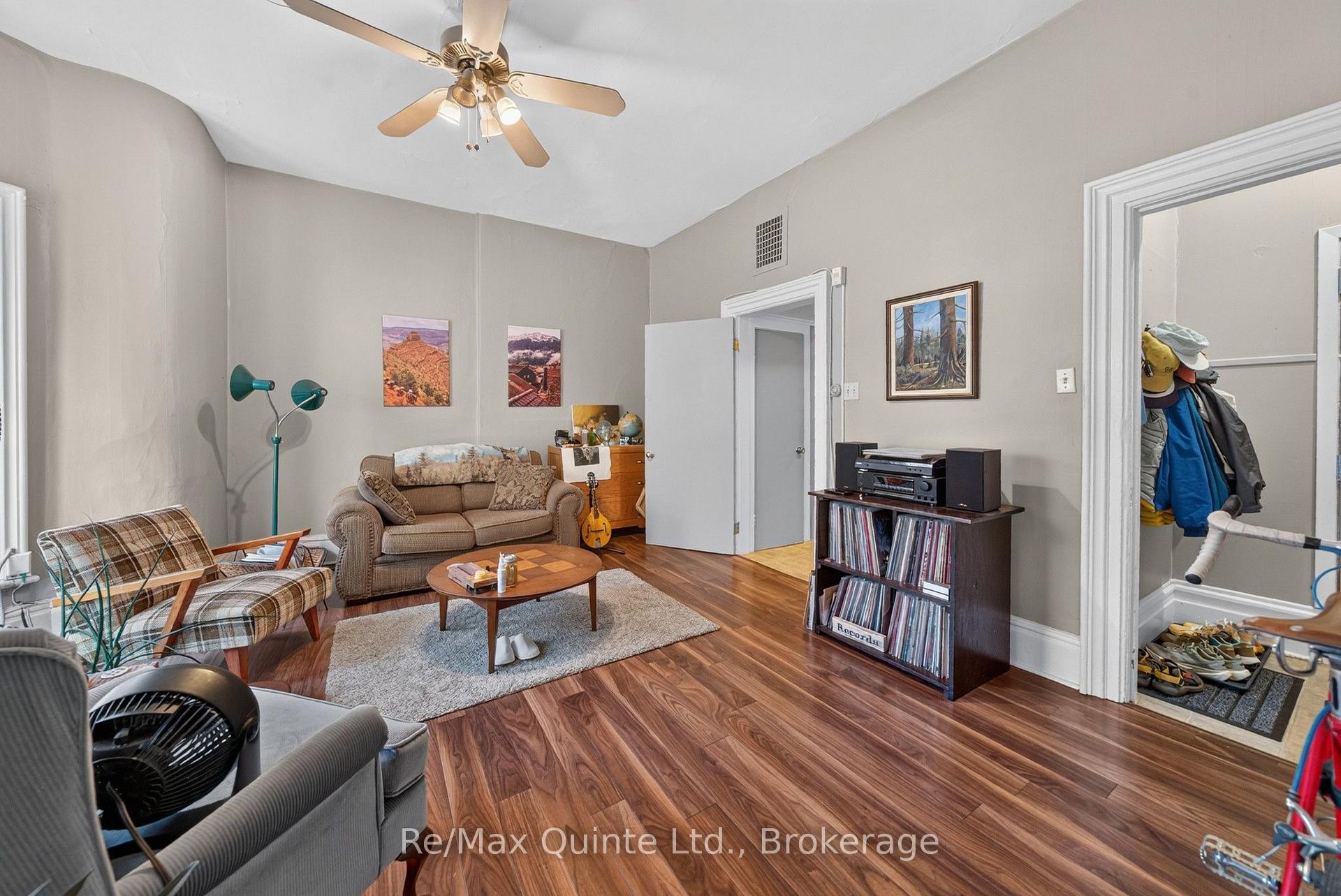 Photo 5 of Unit 3, 205 Charles Street, Belleville, Belleville Ward — HOMEH
