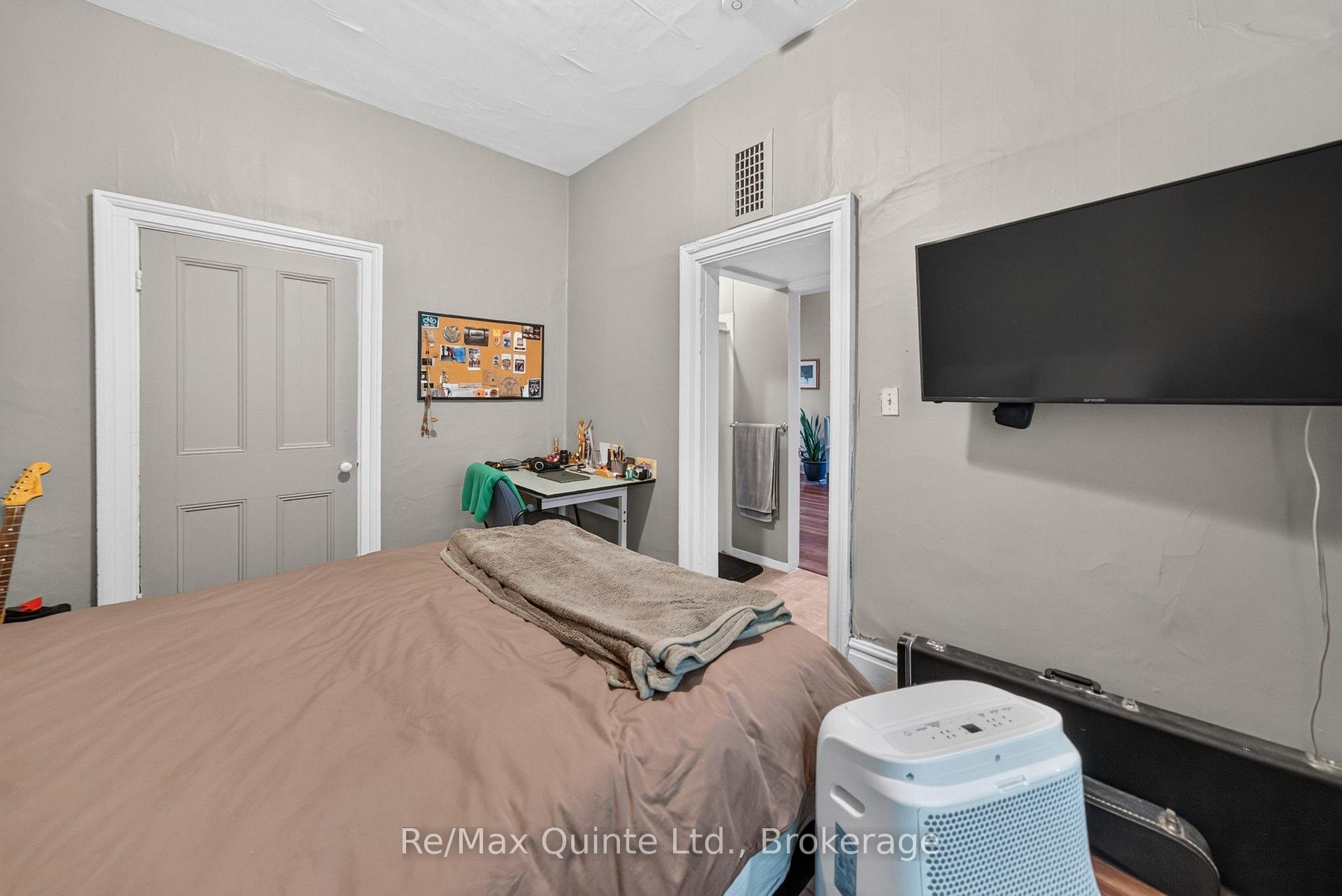 Photo 11 of Unit 3, 205 Charles Street, Belleville, Belleville Ward — HOMEH